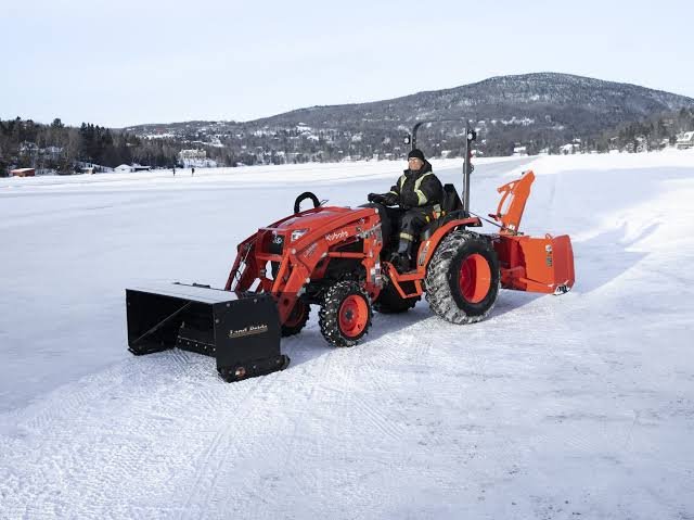 Small Tractor for Snow Removal: Efficient Solutions for Winter Maintenance